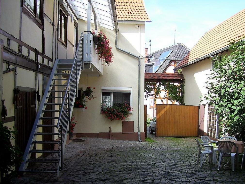 Weingut & Gaestehaus Nagel Kapellen-Drusweiler Dış mekan fotoğraf